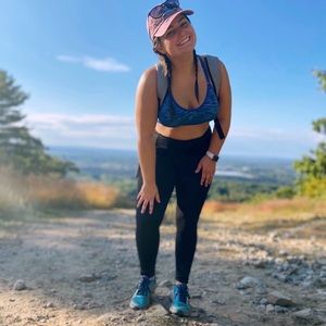 Meet your Posher, Julia